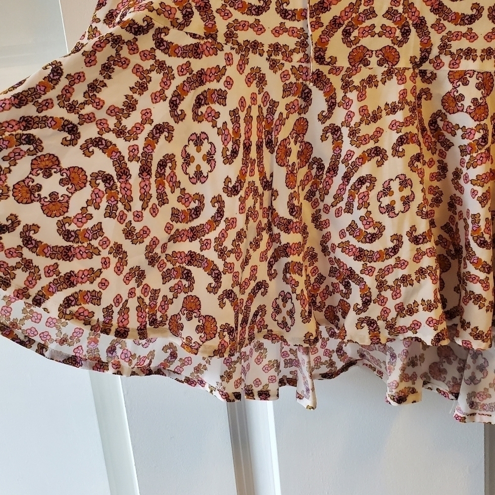 CUPCAKE AND CASHMERE Marlow tank - Picture 6 of 10